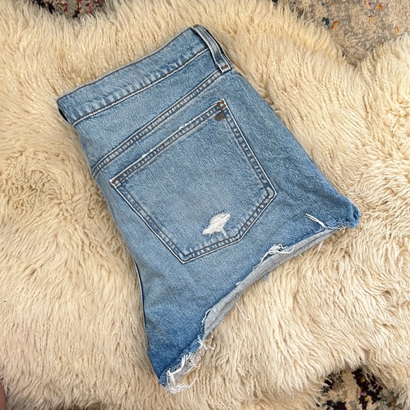 Madewell Relaxed Denim Shorts - Picture 4 of 8